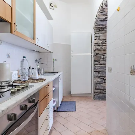 Porto Mirabello & Station Comfy X5!