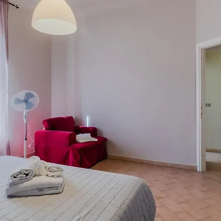 Porto Mirabello & Station Comfy X5! Apartmán *